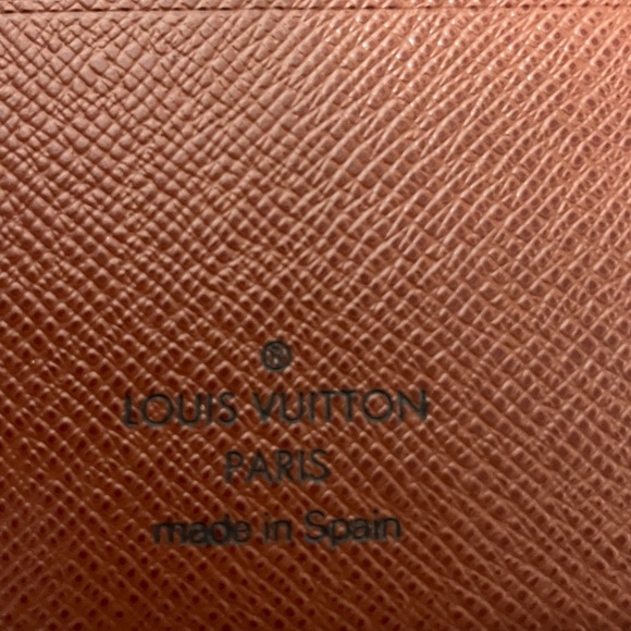 men’s Louis Vuitton wallet - Picture 7 of 7